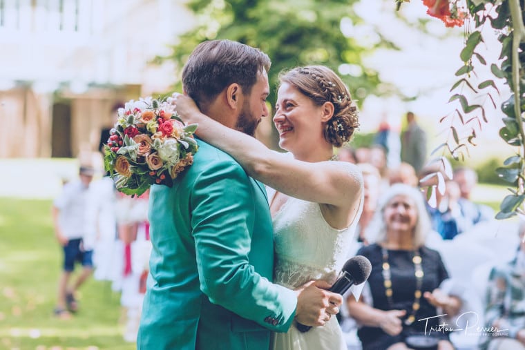 Mariage laïque au bord de l'eau